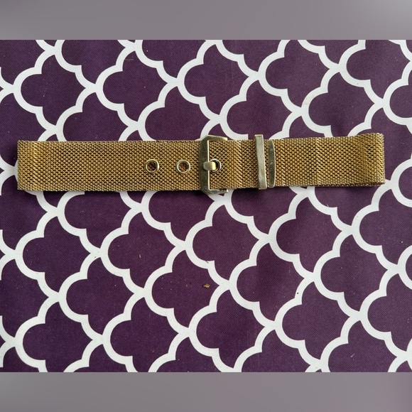 Women’s Gold belt - Picture 1 of 2